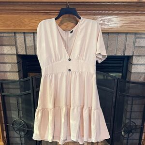 Elegant Cream Short Sleeve Dress
